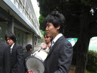 2009  V}Cu