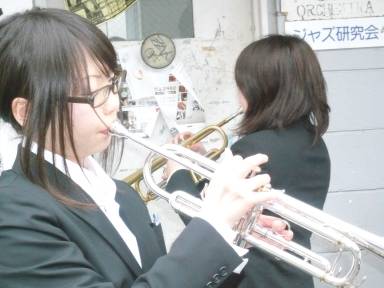2009  V}Cu