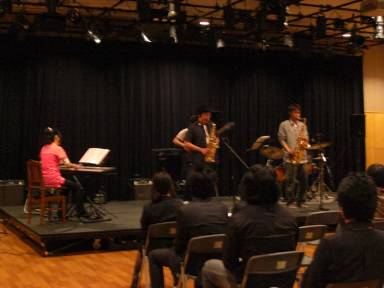 2009  V}Cu