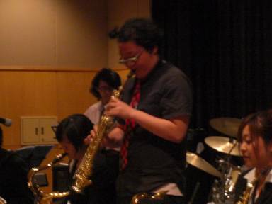 2009  V}Cu